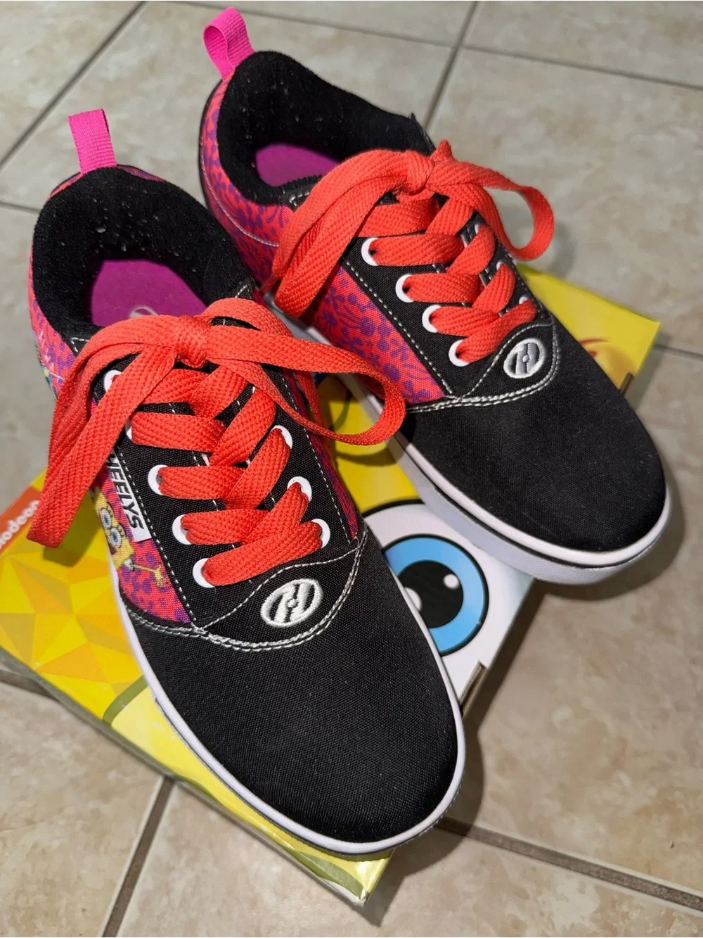 Heelys Kids Black & Pink SpongeBob 'Good Mood' Lace-Up Sneakers